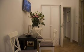 Leoncino 36 Apartments in Rome